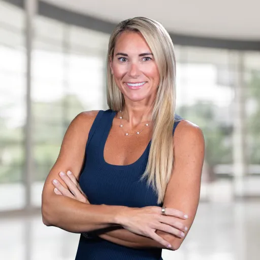 Jamie, the founder of Jamie Kelley Wellness.